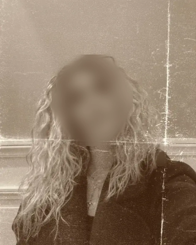 Sarah - Image 5
